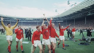 The Story of Bobby Charlton - England's Greatest Players