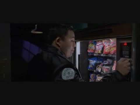 Horrible Horror #05 - Halloween: Resurrection (2002) (Part 1/3)