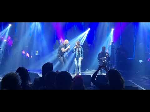 אייל גולן - וי כחול, בהיכל התרבות תל אביב