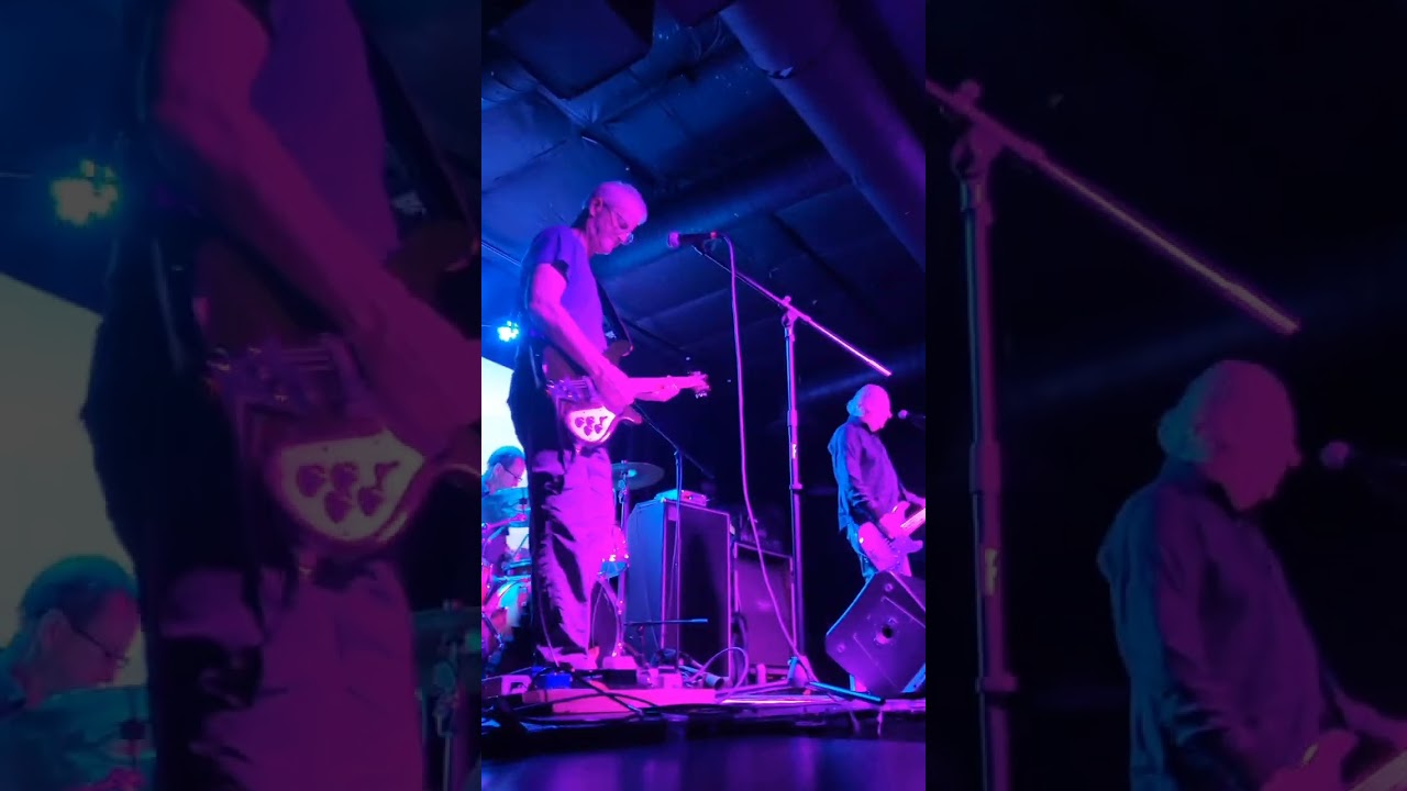 100 Flowers live @ Supply & Demand Long Beach, California 2/25/2024 (The Urinals)