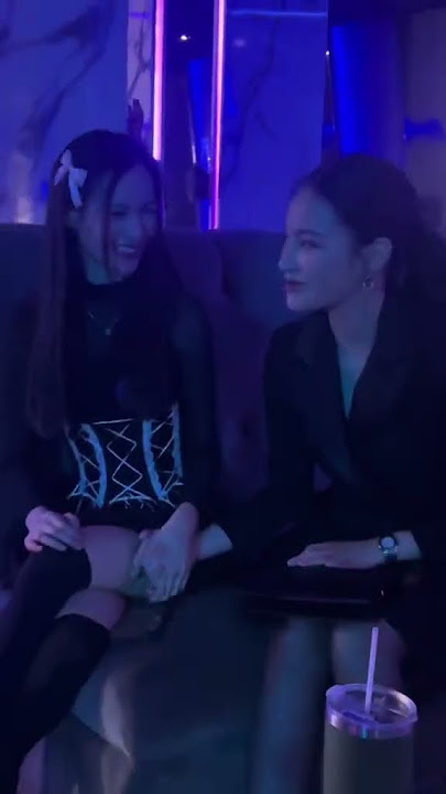 Berpegang tangan..#tknur#nurdesoraya#phinyanech