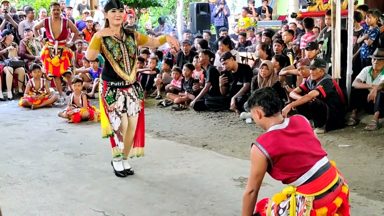 Bikin ngakak,,,tingkah lucu ganongan kentong pongge ,terbaru live Lengkong sukorejo