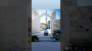 Herkes Edebi Kadar Akıllı, Aklı Kadar Şerefli, Şerefi Kadar Değerlidir. Resimi