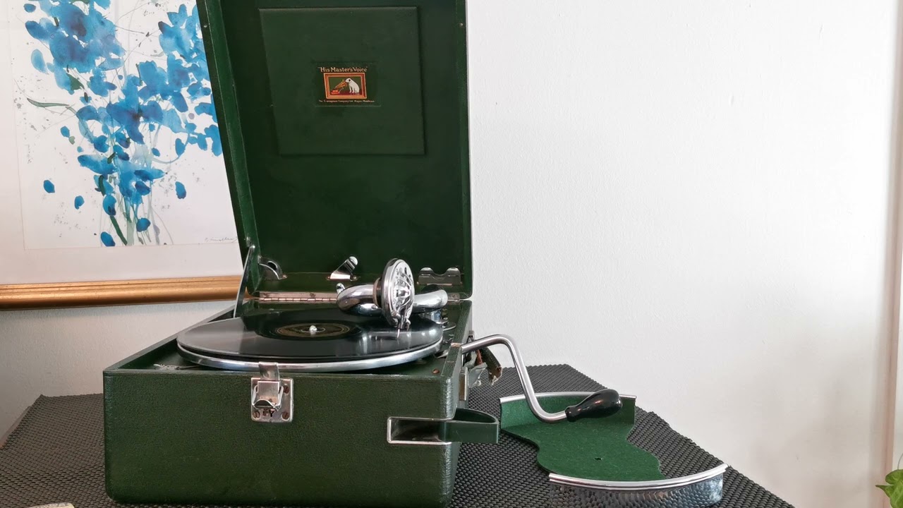 South America Take It Away ~ Bing Crosby Andrews SIsters ~ Green HMV 102 Gramophone Brunswick 78rpm