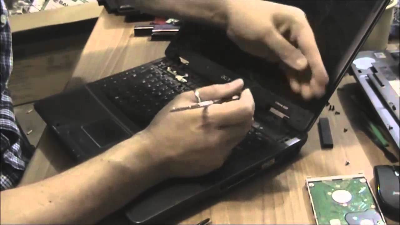 Update SMONTARE RIPARARE APRIRE NOTEBOOK ACER EXTENSA 5220 5230 REPAIR ITA