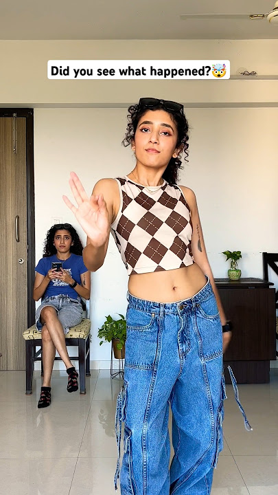This happened while doing the #este trend 😂 #Shorts #Dance