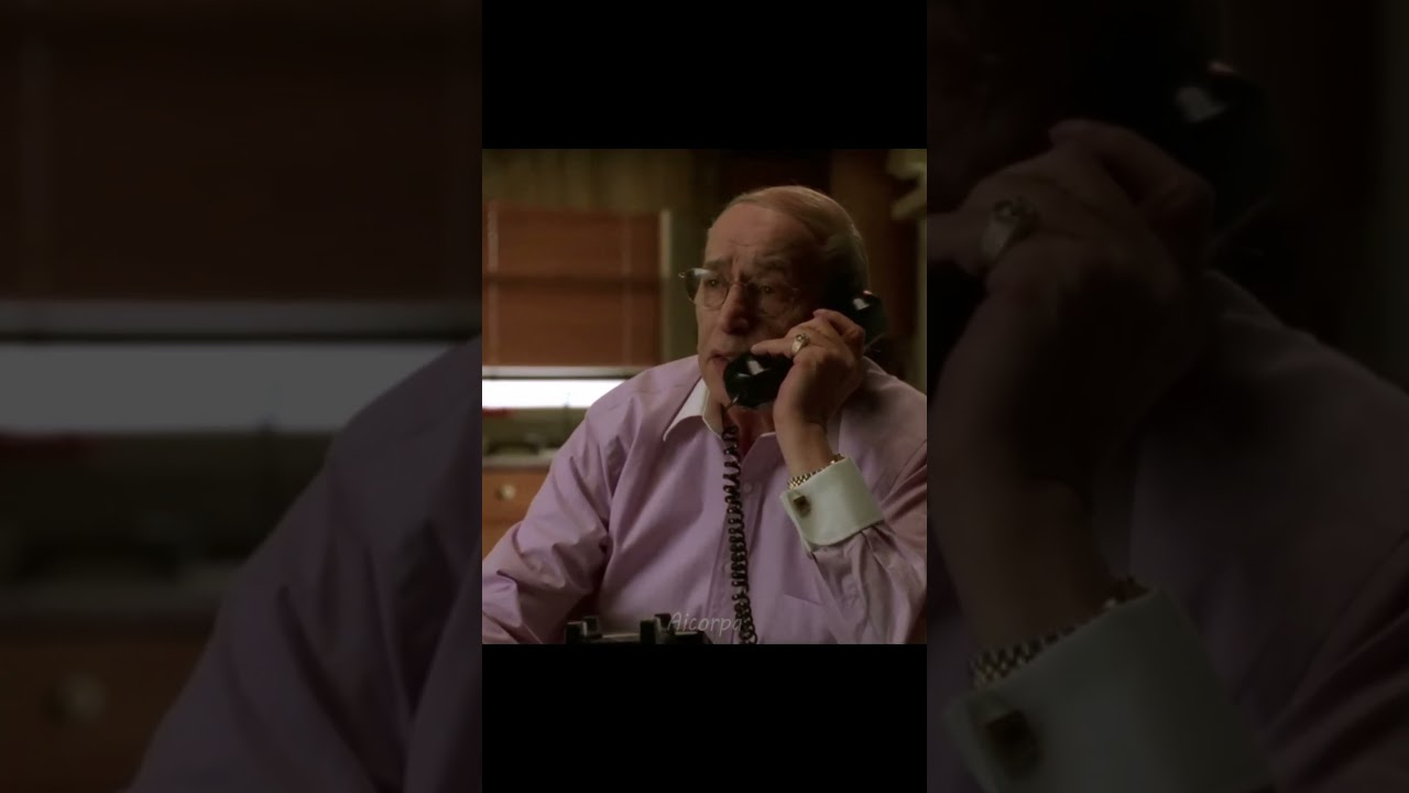 КАРМАЙН ЗВОНИТ К ТОНИ НА СЧЕТ ДЖОННИ СЭКА / КЛАН СОПРАНО 