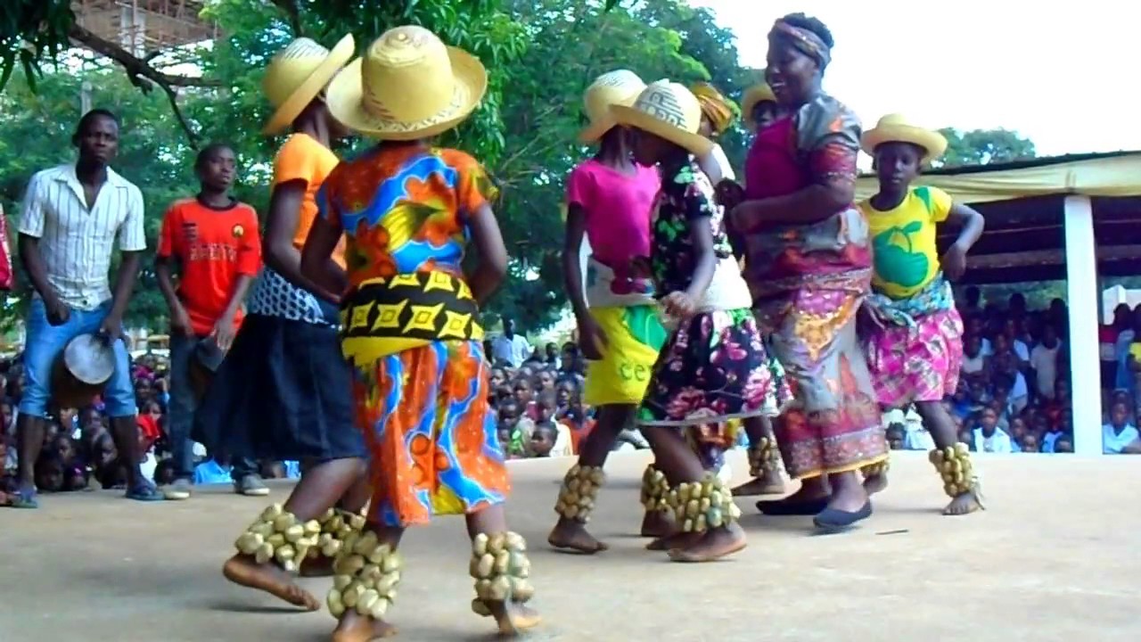 ACTUAÇAO DO GRUPO DIAMANTES DE NACIVARE