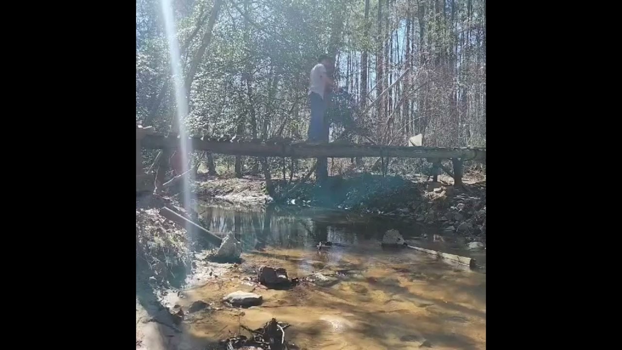 Training with akinakes: Joshua Zey (Razmafzar USA) 