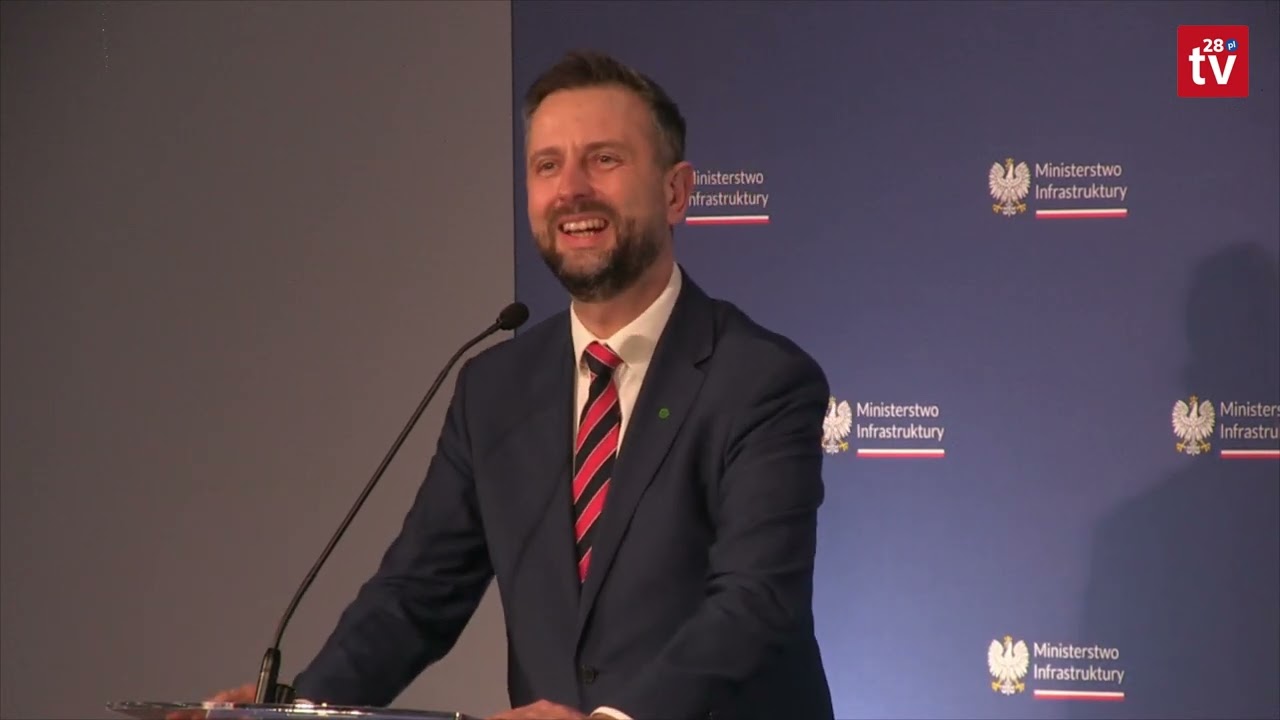 Historyczna chwila dla mieszkańców. Podpisano umowę na budowę torów z Podłęża do Gdowa