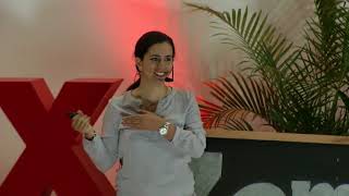 Mujeres líderes del emprendimiento | Laura Patiño | TEDxZamorano