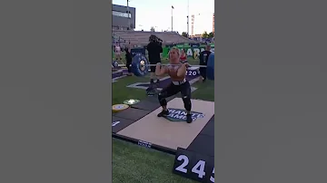 Dani Speegle Nails 3 Cleans, 2 Front Squats, and 1 Jerk at 245-lb (111-kg)