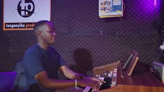 MAISHA YA MKRISTO by Ernestus Ogeda played by D.Mjinja (Tujifunze kuishi Maisha ya Mkristo)