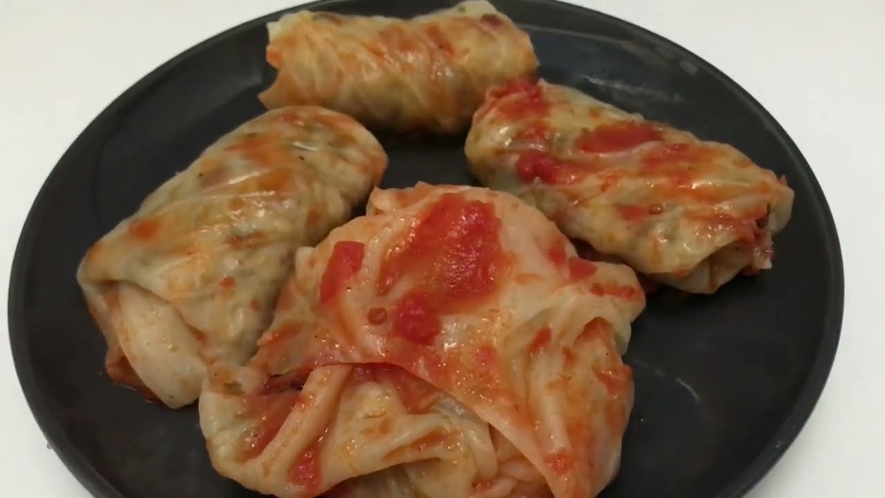 اموزش  دلمه  برگ  کلم  با  چند  قلم.  “How to make stuffed cabbage rolls with a few ingredients.”(