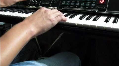 polymoog preset demos Part 2 (by Synthpro)