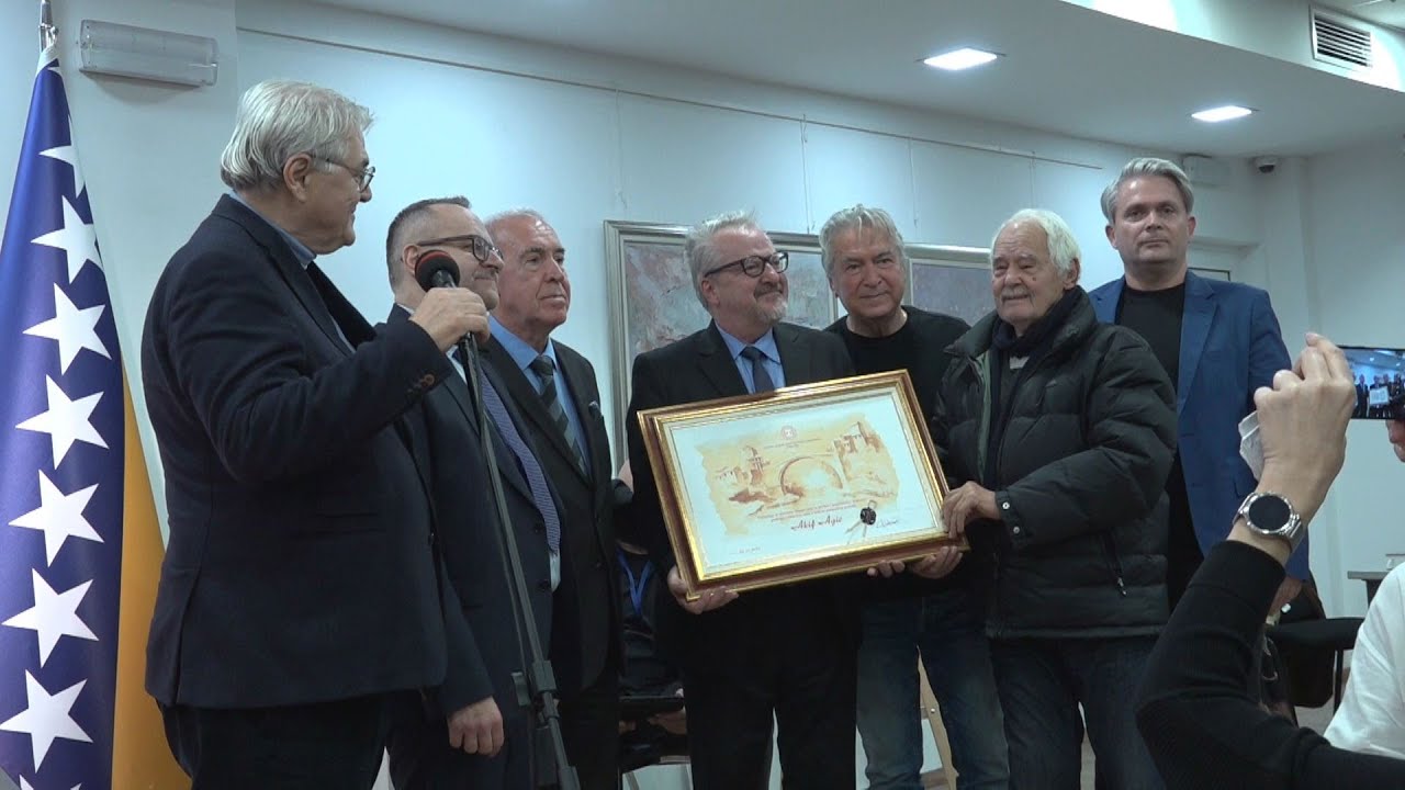 Mimar mira za Agica i Markovića