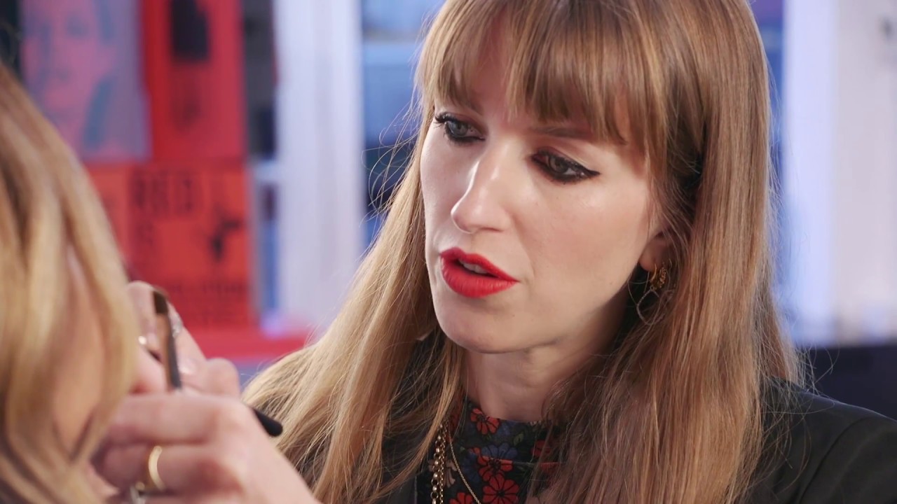 #AskAlex Chanel Masterclass