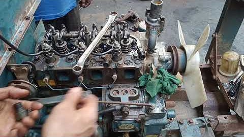 how to bleed Kubota D1100, installed injector and replace o-ring for delivery valve holder