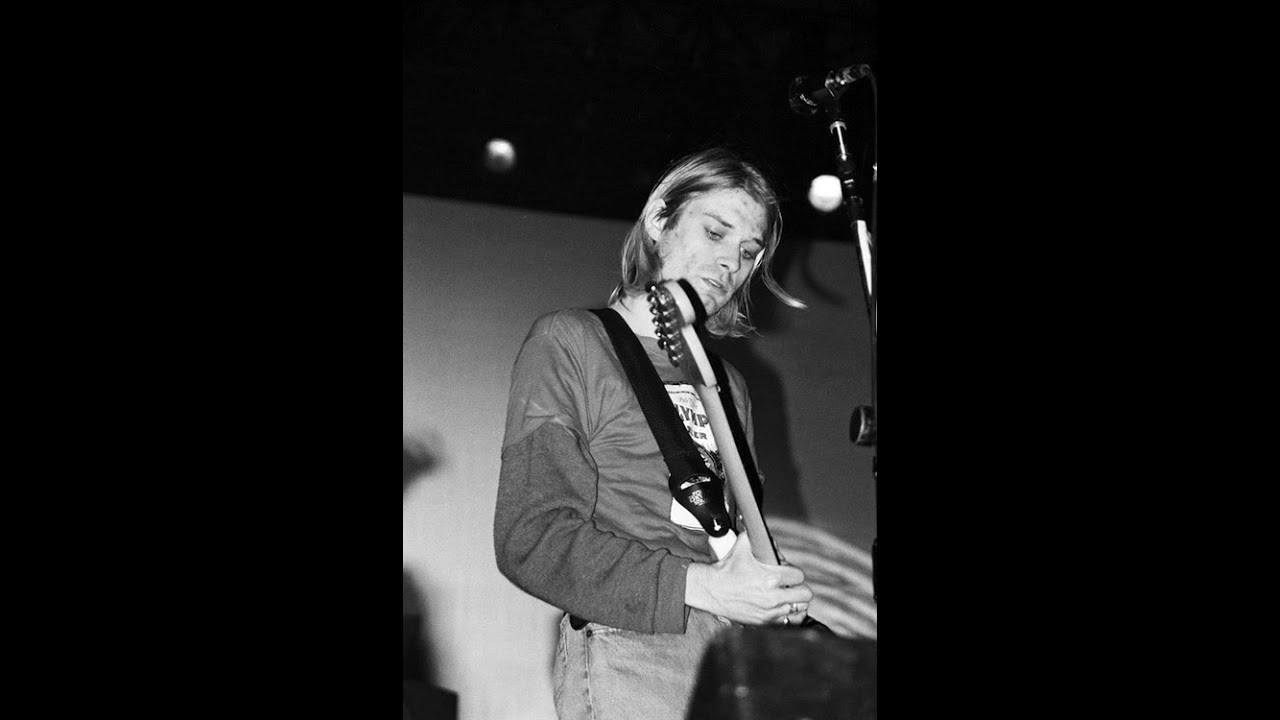 Nirvana - Smells Like Teen Spirit(Live Salle Omnisports Rennes,France 1994)