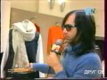 Слава Вакарчук выбирает одежду (видеоархив, 2001 год)