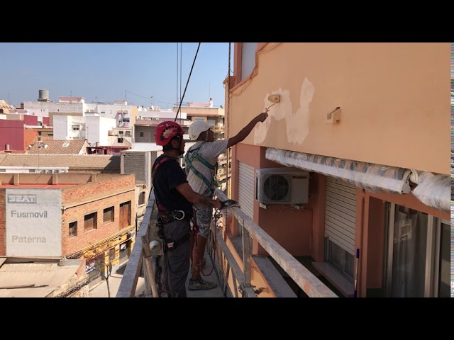 Impermeabilización de terrazas en Valencia mediante trabajos verticales.  www.solvertvalencia.com