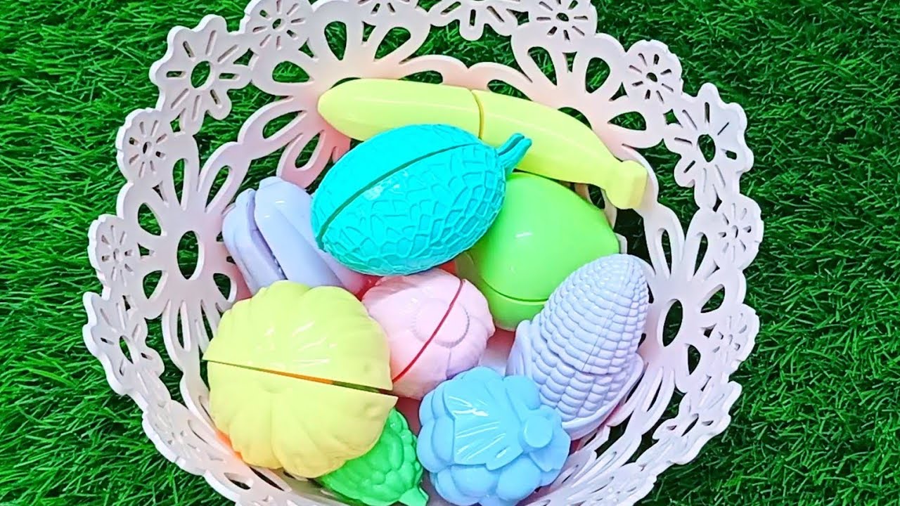 satisfying unboxing toy cutting basket/plastic food  cut into two  parts