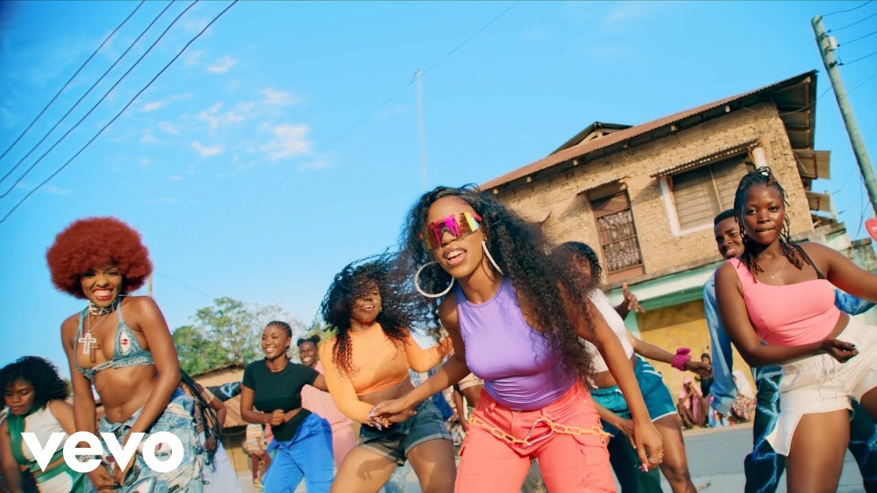 Vinka Phina   Bailando Remix Official Music Video