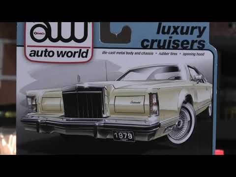1:64 scale Auto World 1979 Lincoln Continental Mark V unboxing