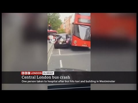 Another bus crash in London - hitting a taxi & dental clinic (UK) 8/Oct/2025