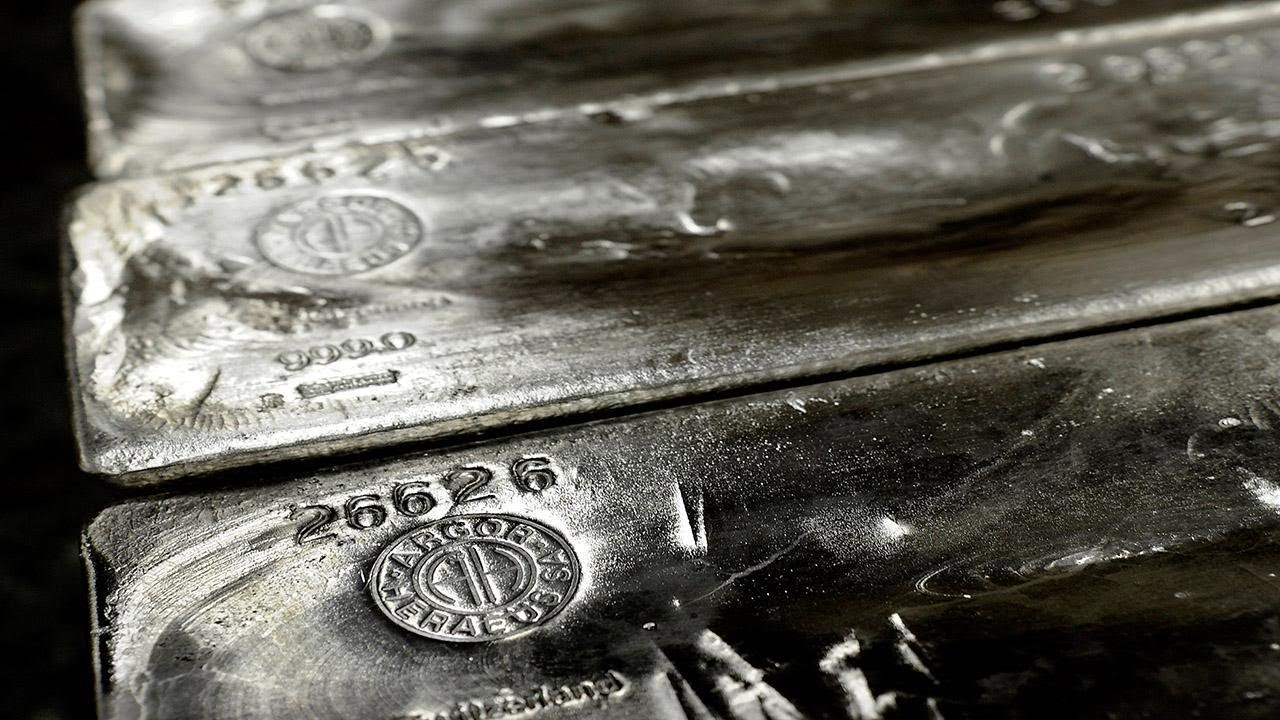 Silver is continuing its winning streak with the metal up 8% since last week