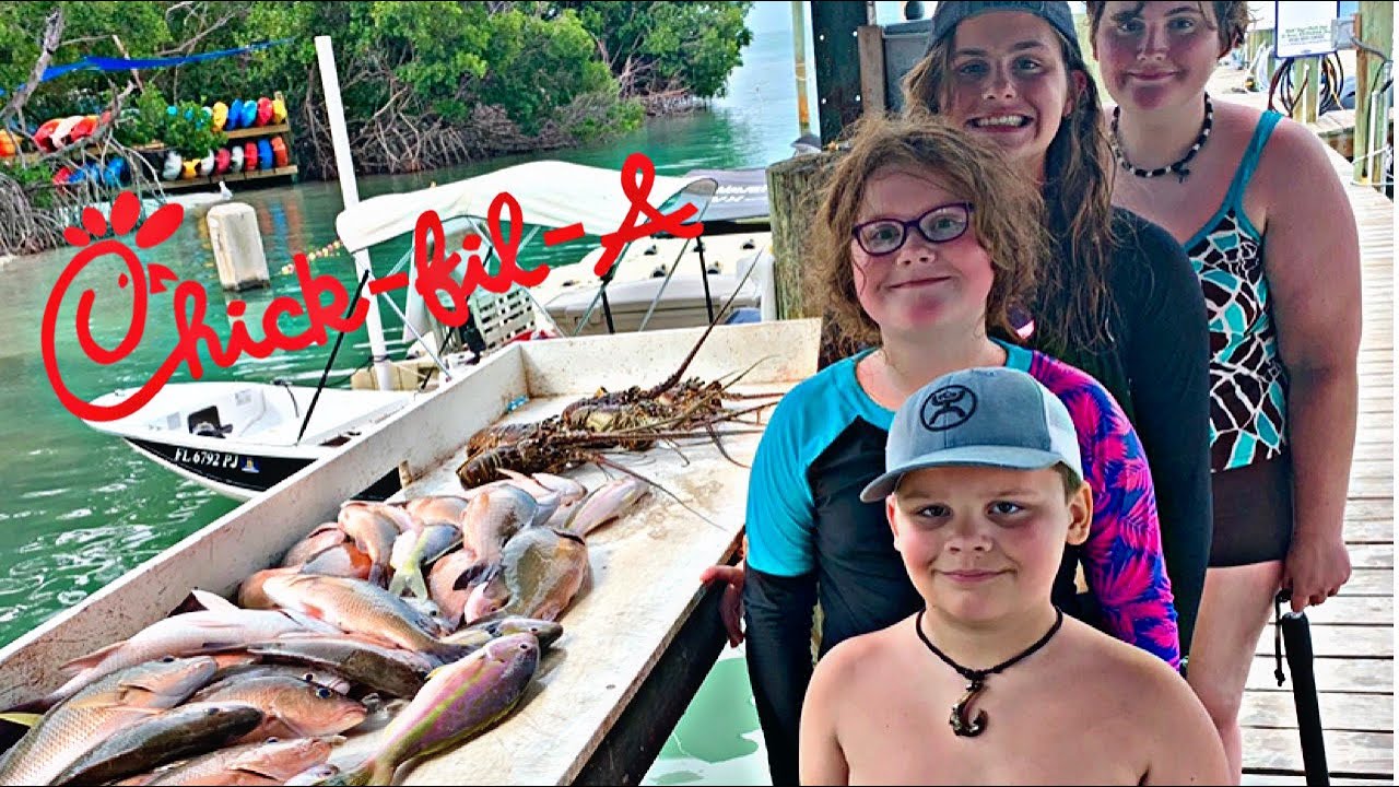 Florida Keys Patch Reef Fishing: Hand Feeding SHARKS and Snapper feeding frenzy (Catch,Clean & Cook)