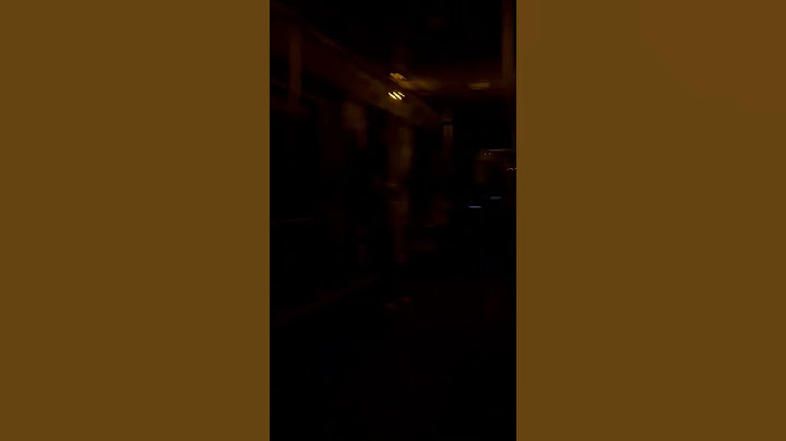 El metro de Valencia totalmente a oscuras tras el apagón masivo