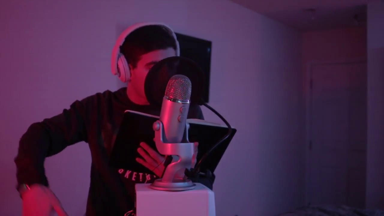 Lil Alien Boi Makes a Beat For Jabe The Artist - YouTube