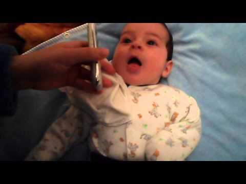 ტატო ტელეფონით ელაპარაკება ბებოს და ბიცოლას - Tato on the phone talking to the grandmother and aunt