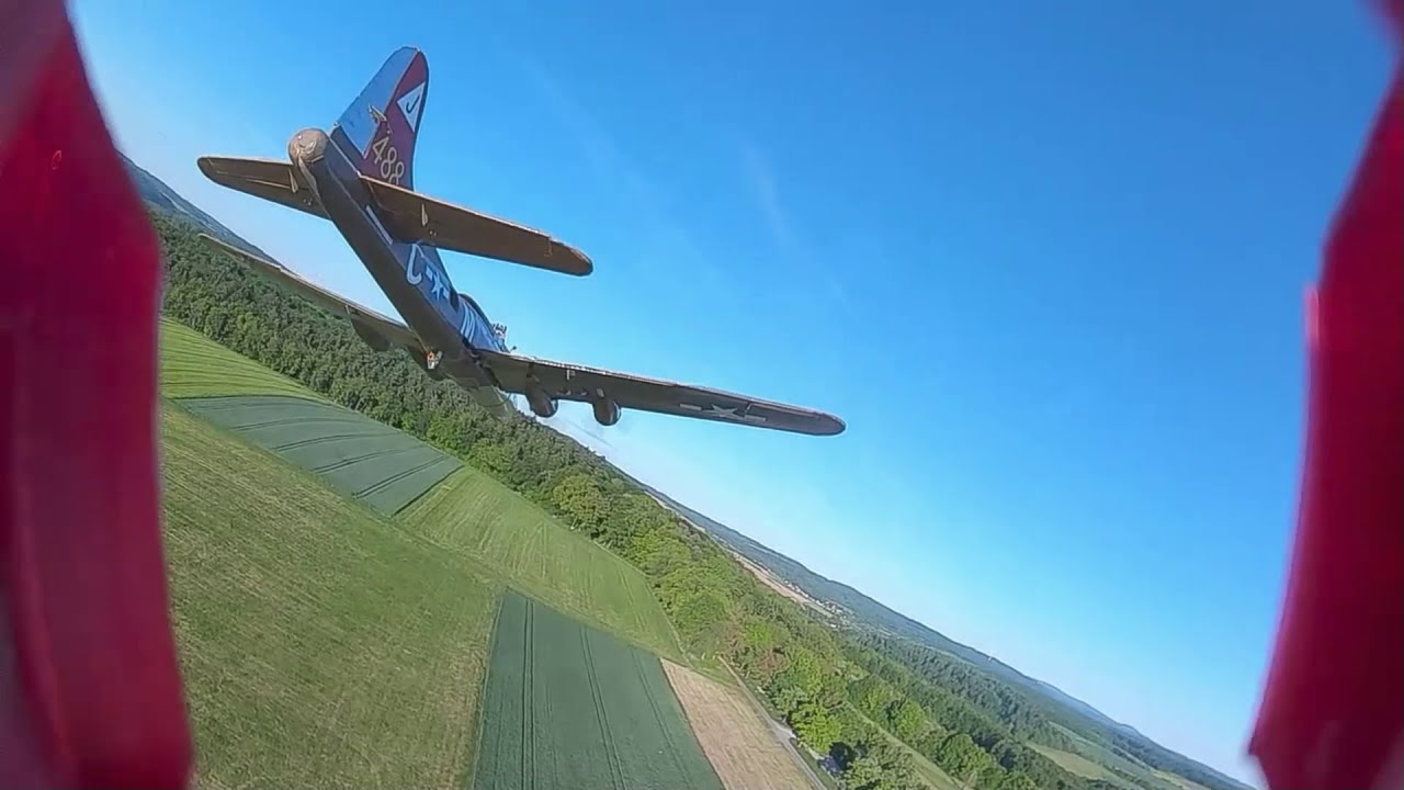 B17 Bomber attacked by FPV-COMBAT Plane! FPV Warbird Dogfight – Raptus Takes on B-17 Bomber!