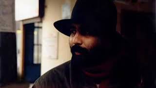 Ahmet Kaya - Şafak Türküsü Saçlarına Yildiz Düşmüş Ağlama Anne