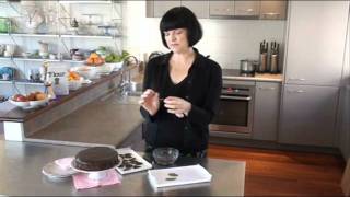 Julie Le Clerc's Favourite Cakes - 9780143565826
