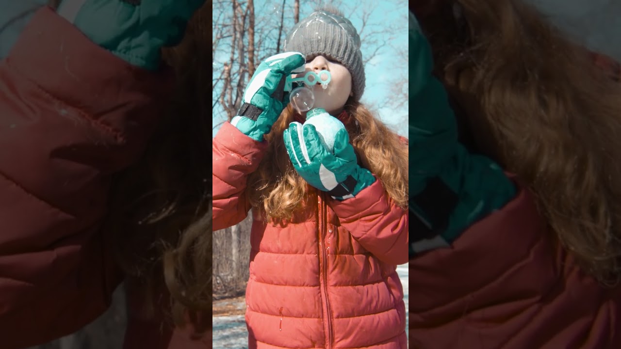 Lots of bubbles with just one blow, but that's not all!