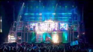 Blue-Sorry Seems To Be The Hardest Word live @ Wembley.avi