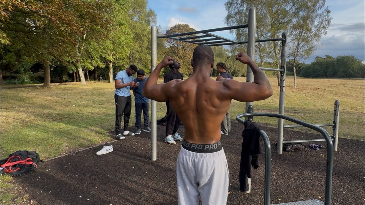 50 Pull Ups 100 Push Ups UNDER 5 MINS - YouTube