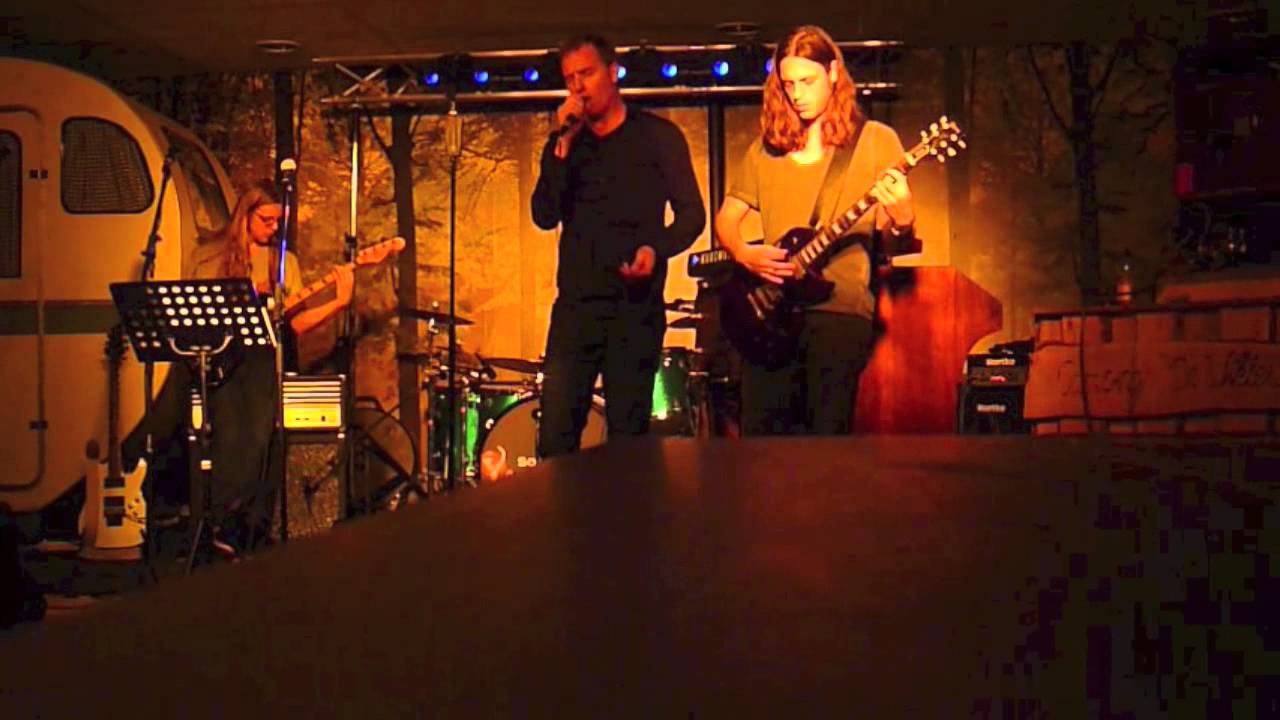 Diamonds And Rust 2015