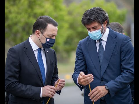 პრემიერ-მინისტრმა და თბილისის მერმა 13 ივნისის ტრაგედიის დროს დაღუპულები გაიხსენეს