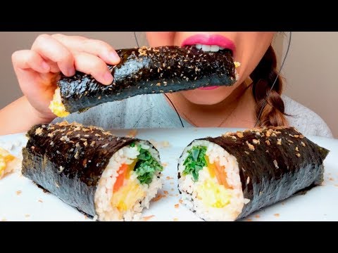 ASMR Giant Kimbap + Korean SUSHI Roll  김밥 먹방 GIMBAP *No Talking* Eating Sounds