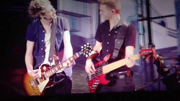 One Direction - Teenage Dirtbag This Is Us movie scene HD