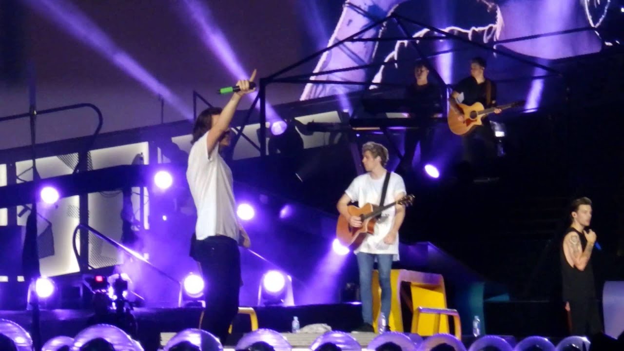 One Direction - Girl Almighty - OTRA Sydney Feb 8