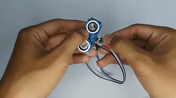 Tong sampah otomatis