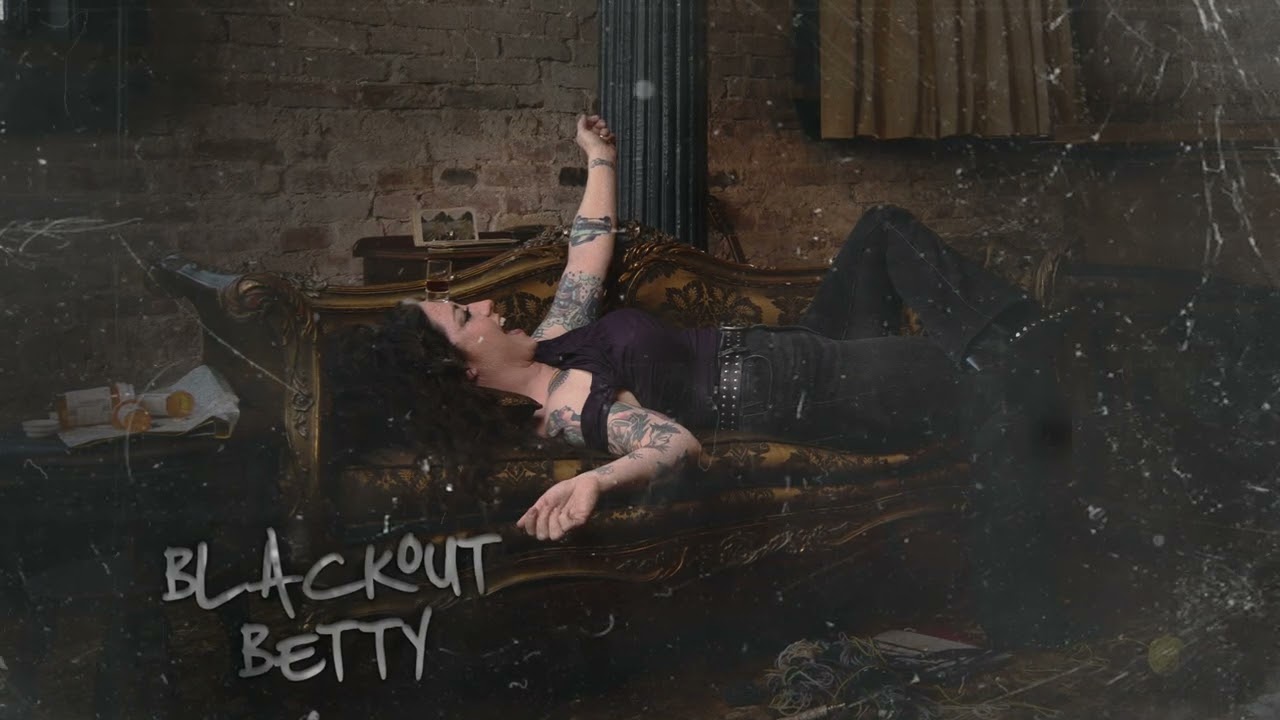 Ashley McBryde - The Devil I Know (Blackout Betty)