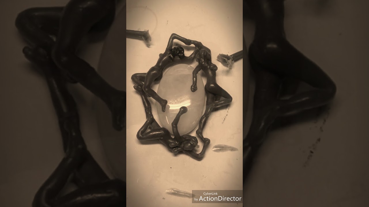 Gioiello in stile Liberty art nouveau