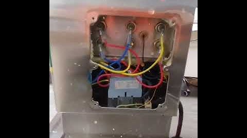 Giới thiệu bình đun nước nóng công nghiệp 2 vòi.