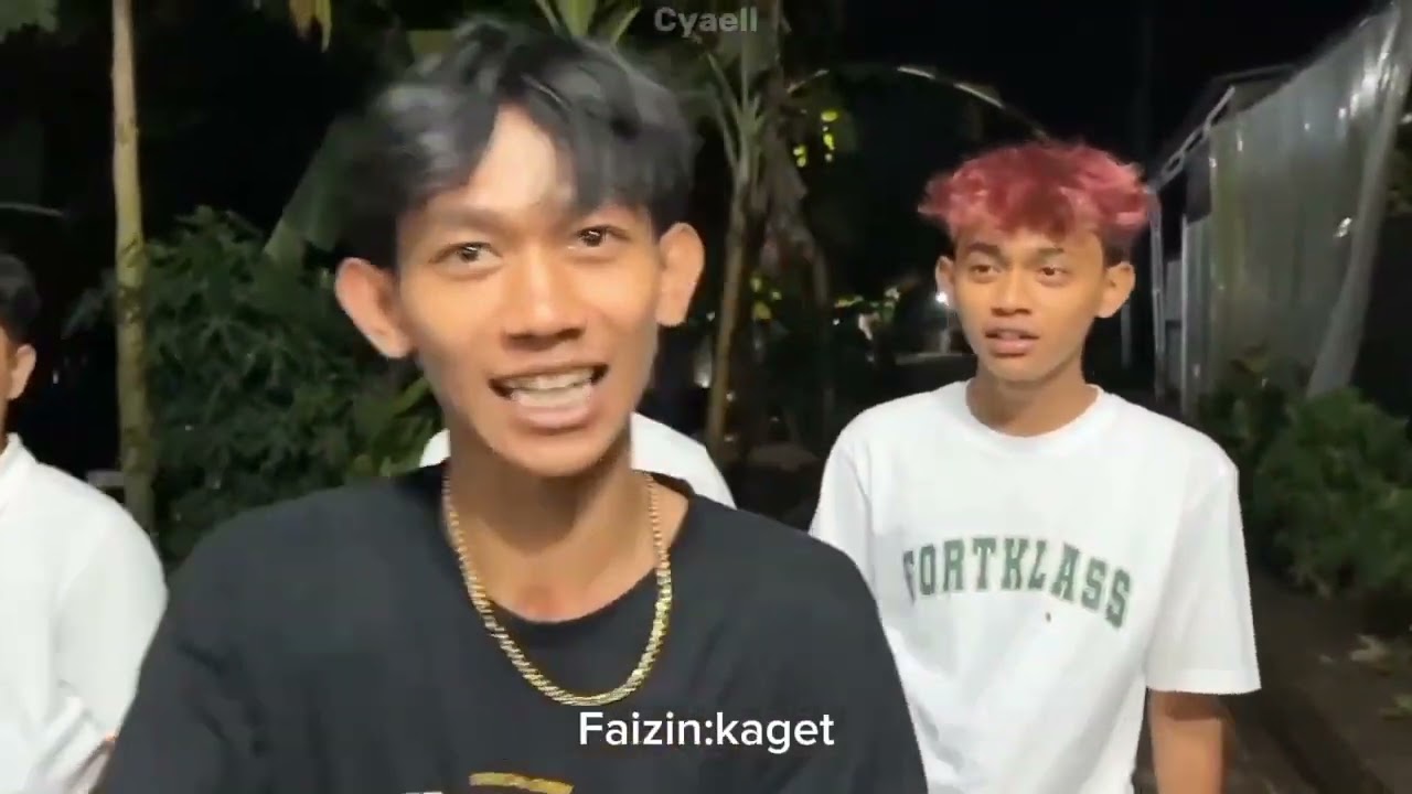 POV:beliin kado buat siapa yaa emm...